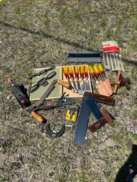 Lot 141-carpenters Tools. Antique Spokeshave, File Set, Millers Falls Plane, Chisels And More