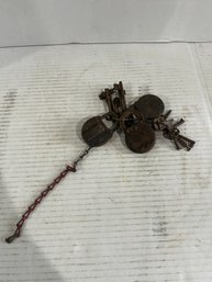 Lot 152-three Old Locks And Skelton Keys
