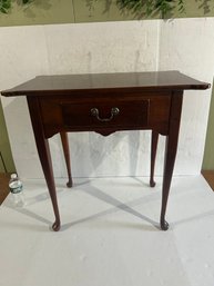 Lot 117- Lexington Queen Anne Style Cherry End Table