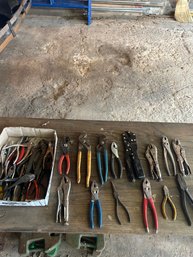Lot 282- Various Pliers And Vise Grips