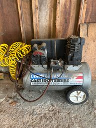 Lot 301- 20 Gallon 125 PSI Air Compressor