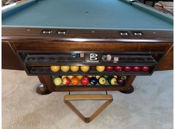 1980s 9ft Brunswick Pool Table Model AK Gold Crown III Top Of Line Model