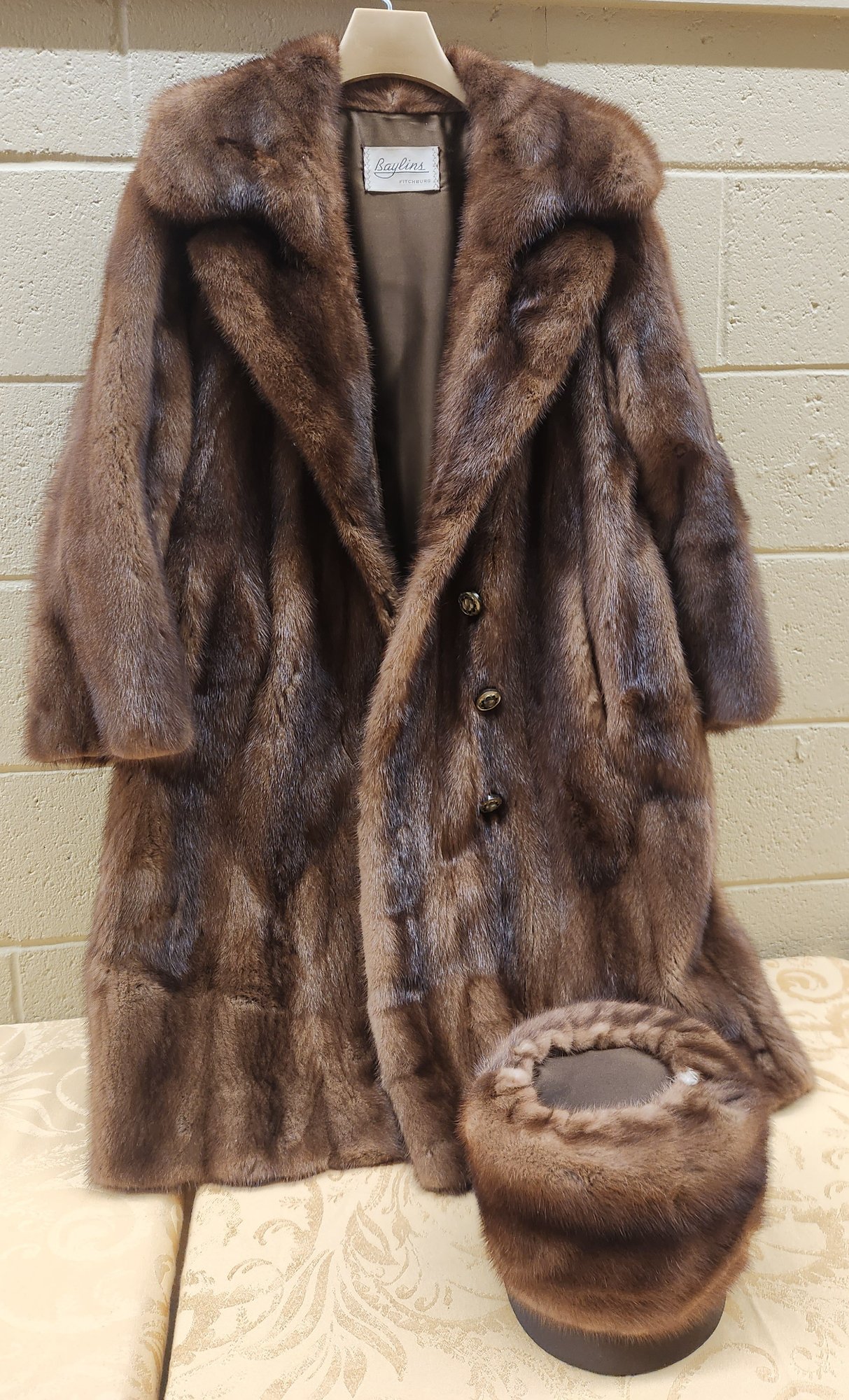 Reichbind Furs Vintage Ladies Mink Coat And Hat From Ray Lines Of Fitchburg #16480 ...