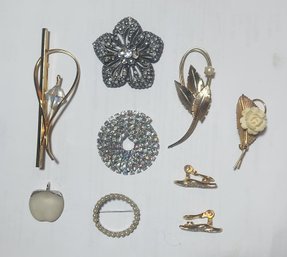 Eight Piece Costume Jewelry Lot