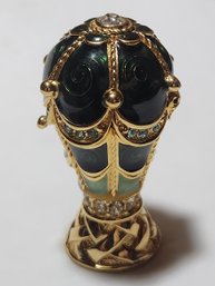 Estee Lauder White Linen Emerald Green  Balloon Purfume