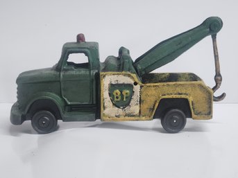 Cat Iron B P Gasoline Toy Tow Truck