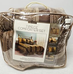 7 Pc. Queen Comforter Set