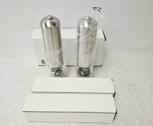 Salt And Pepper Set