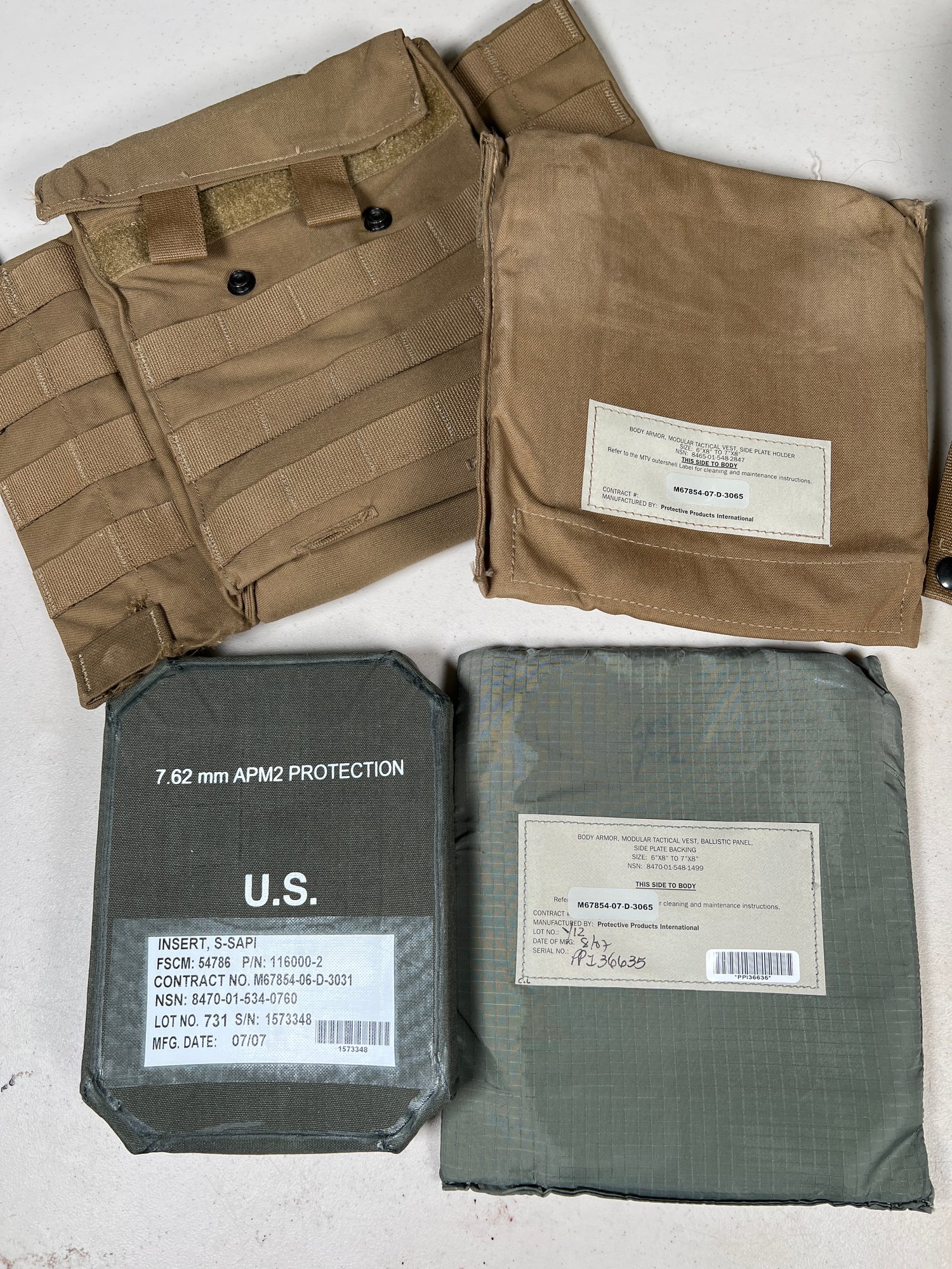 S Sapi Side Ballistic Insert Carrier With S Sapi Plates And Kevlar