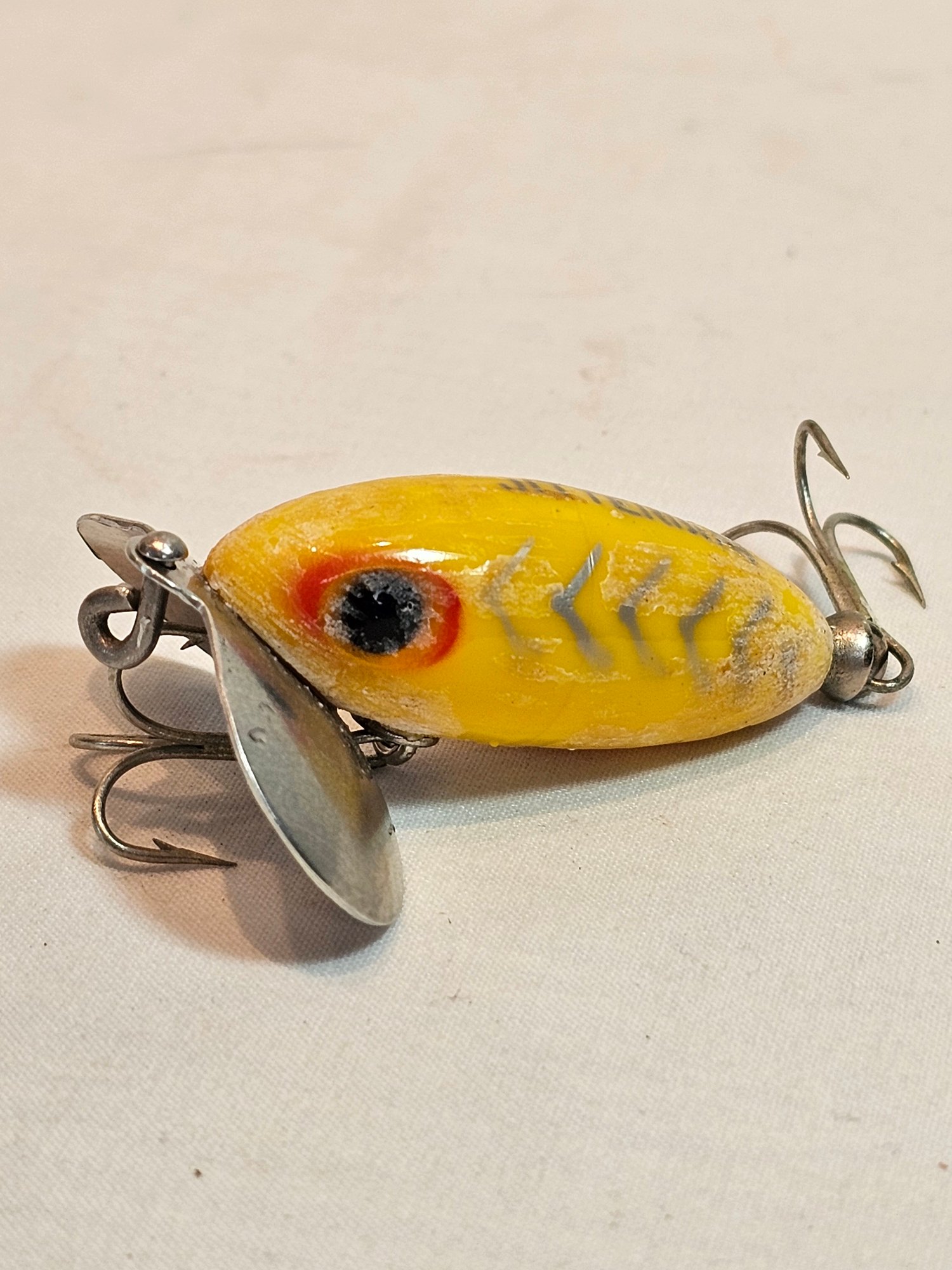 Fred Arbogast Yellow Jitterbug Vintage Fishing Lure #6527 | Auctionninja.com