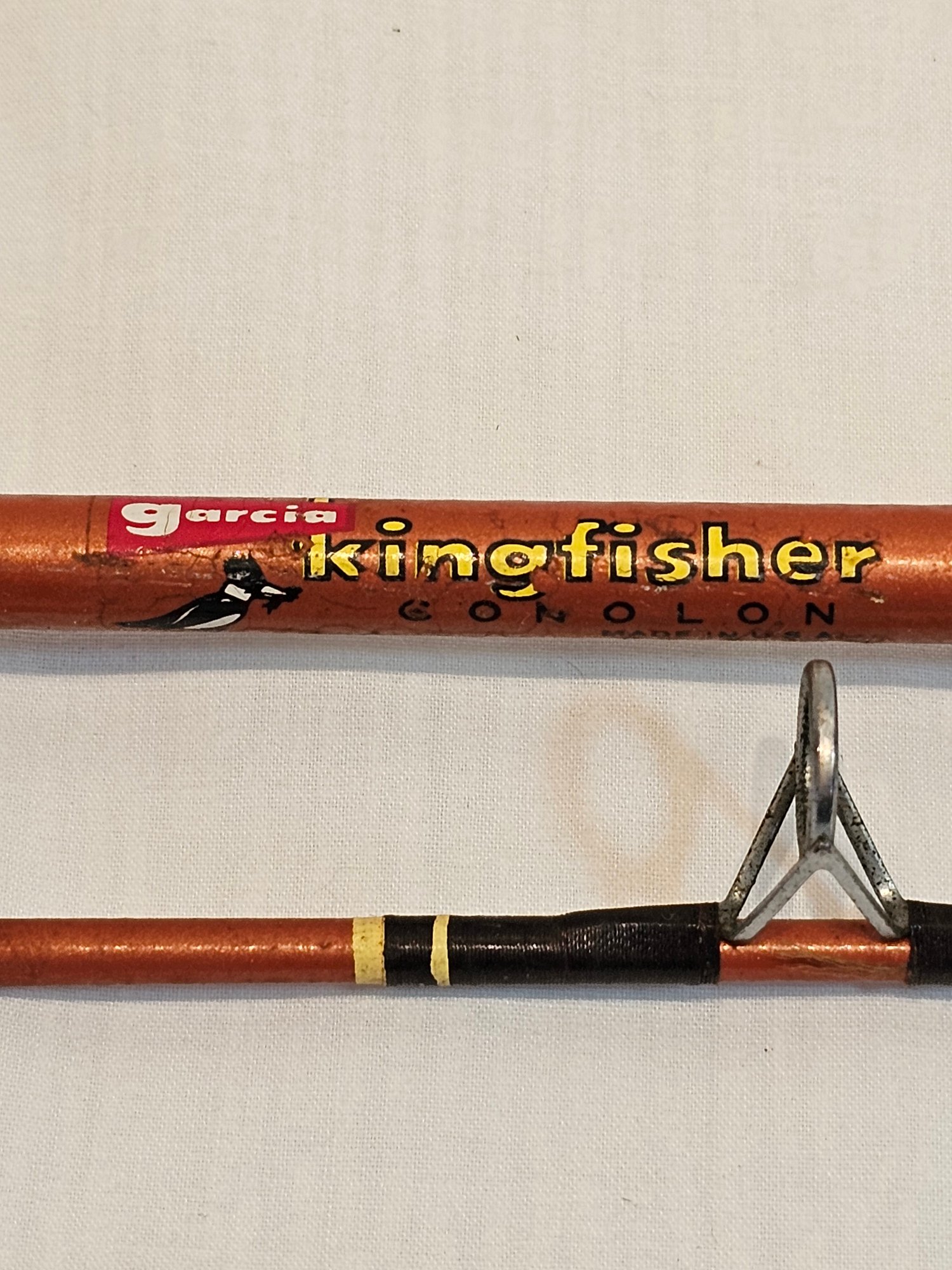 Abu Garcia Kingfisher Vintage Fishing Rod #6766 | Auctionninja.com Abu Garcia Kingfisher Vintage Fishing Rod #6766 | Auctionninja.com