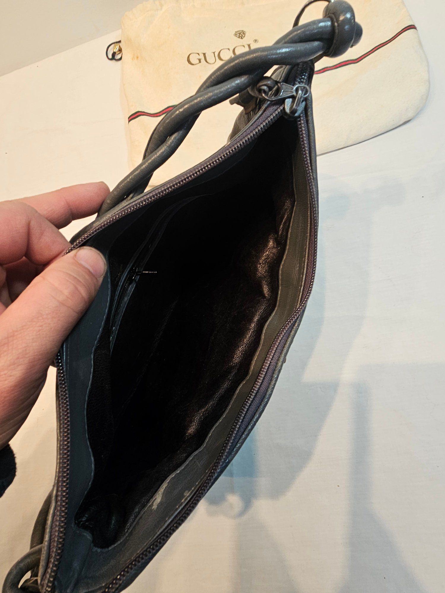 Vintage Gucci Purse With Bag 11499 — free download