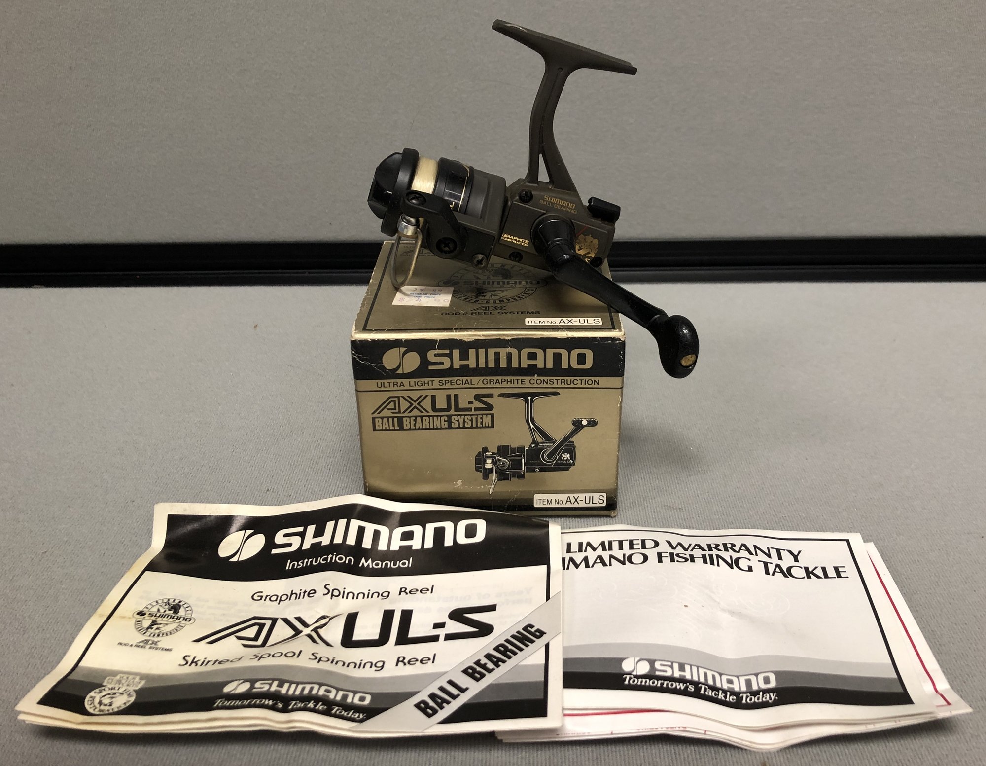 13 Shimano AXUL-s Graphite Spinning Reel New #23154