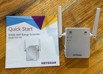 Netgear N300 WiFi Range Extender Model EX2700