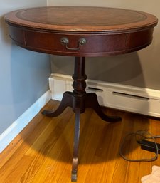 Round 3 Legged Corner Table