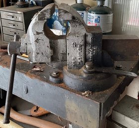 Vintage Parker 973 1/2 Swivel Vise