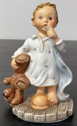 #32 - Goebel Berta Hummel - Tuck Me In