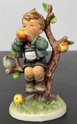 #46 - Goebel MJ Hummel - An Apple A Day