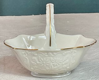 Lenox Sans Souci Embossed Basket