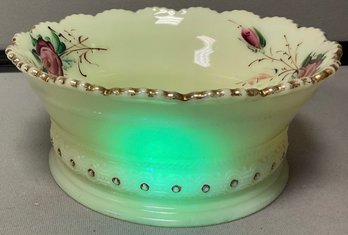 Heisey Uranium Custard Glass Ivorina Verde Large Bowl
