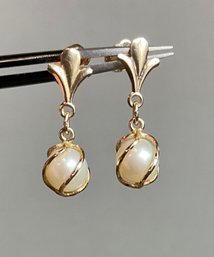 14k Gold Pearl Drop Earrings