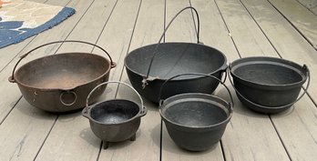 5 Cast Iron Cooking Pots
