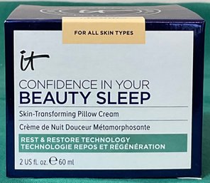 IT Cosmetics Skin Transforming Pillow Cream - New