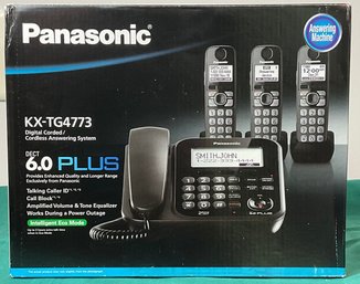 Panasonic Digital Corded/ Cordless Answering System - New