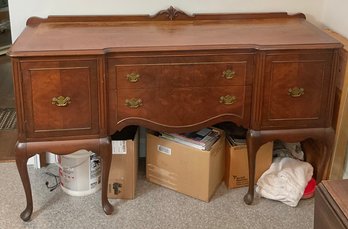 Mahogany Sideboard & Contents