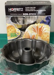 Hoffritz Non Stick Fluted Cake Pan - New