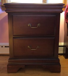2 Drawer Nightstand