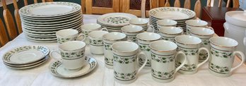 Royal Limited Holly Holiday China Set