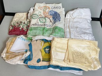 Vintage Cloth Napkins/ Tablecloths
