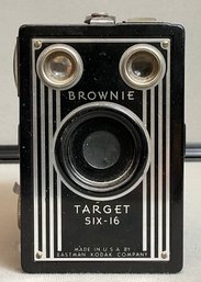 Vintage Brownie Target Six-16 Camera