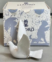Vintage Lladro Landing Dove Ornament - New