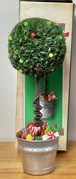 Hallmark Keepsake Sugar Plum Table Top Topiary