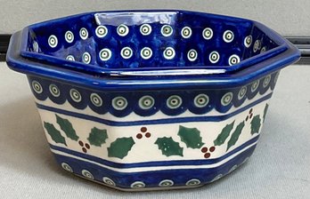 Polish Pottery Octagon Bowl - Holly Leaves & Berries