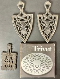 4 Trivets