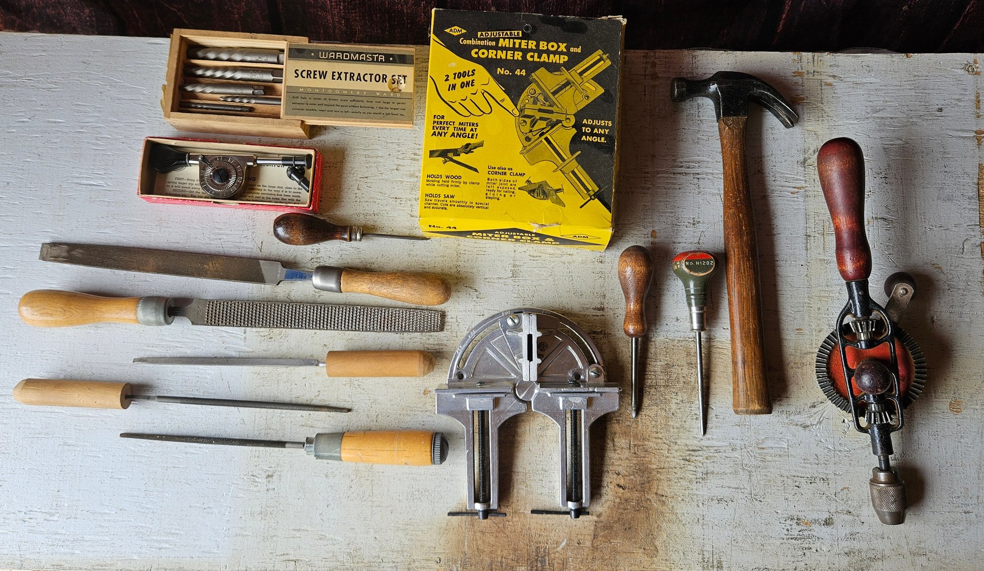 A Collection Of Vintage Tools #21697 | Auctionninja.com