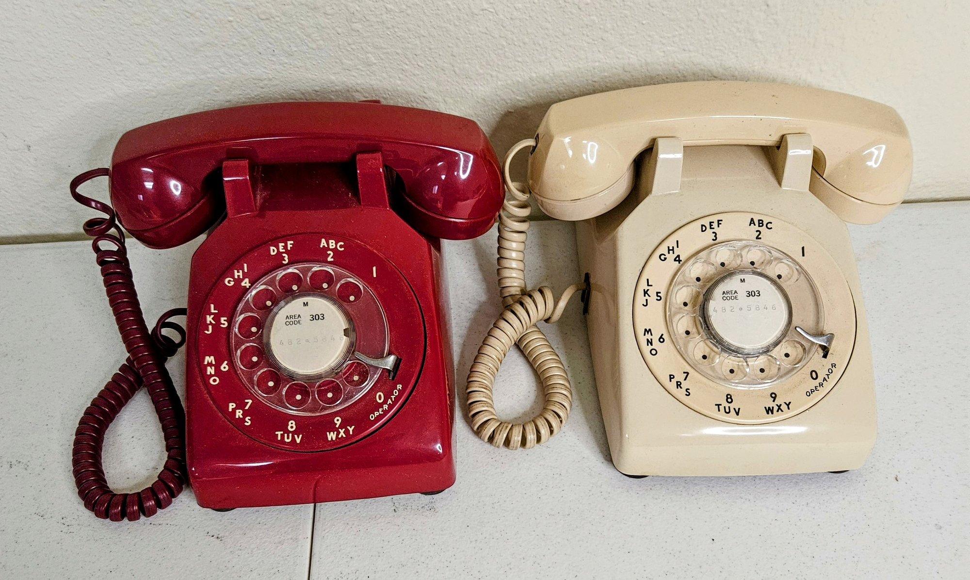 Bell System Rotary Phones #22031 | Auctionninja.com