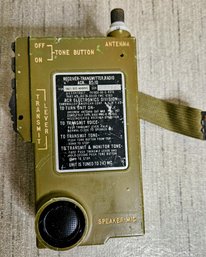 Cold War USAF Pilot Survival Radio