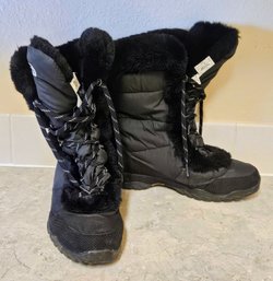 Size 11 Black North Face Snow Boots