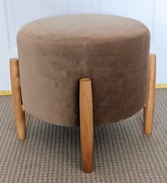 Round Elroy Velvet Ottoman With Wooden Legs