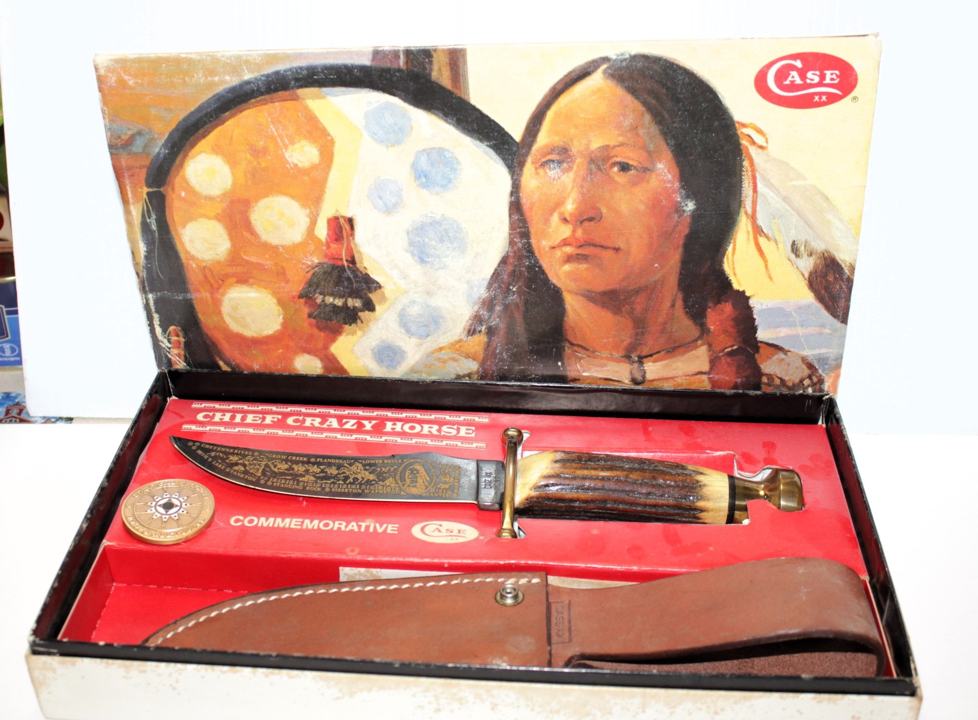 Chief Crazy Horse Commemorative Knife Case XX CCH 1375, In