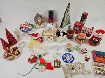Christmas Miscellaneous Lot, Party Light Ceramic House For Candle, Miniature Set, Unopened