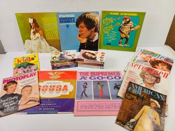 6 VHS, 5 -33s Including Monkey Business, Vintage Magazines, 17, American Girl, Photo Play