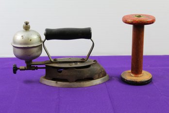 Coleman Model 12 Instant Light, Vintage Wooden Country Spool