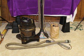 Rainbow Vacuum With Shampoo Accessories