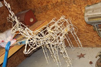 Two Deer Yard Ornaments, Lights Don't Work