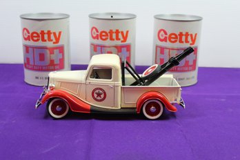 Vintage Solido Ford V8 Texaco Wrecker Truck, Three Bank Cans